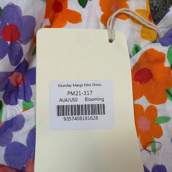 Peppermayo NWT Monday Margs Linen Wrap Mini Dress Floral V-Neck Women's Size 0 - Picture 2 of 6